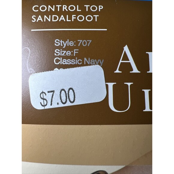 HANES Absolutely Ultra Sheer Control Top Pantyhose Sandalfoot 707 Navy Size F - Picture 2 of 4